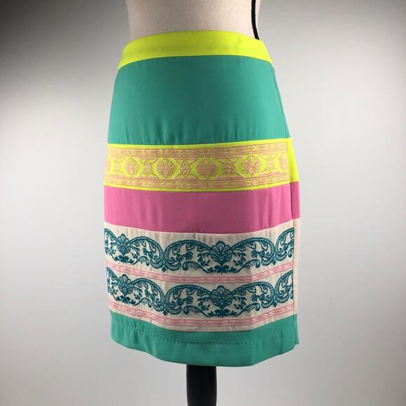 Champagne and strawberry medium skirt NWT - Picture 1 of 7